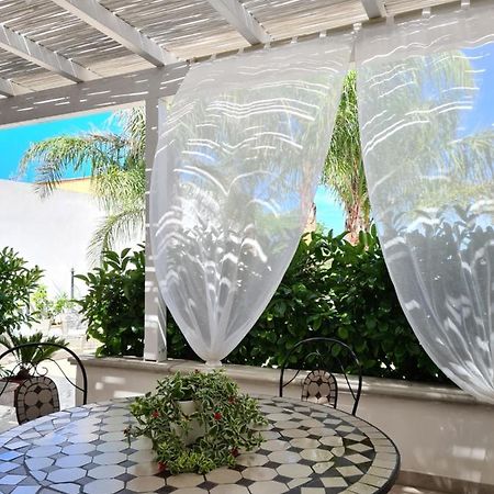 Casa Poesia Bed & Breakfast Torre San Giovanni Ugento Luaran gambar